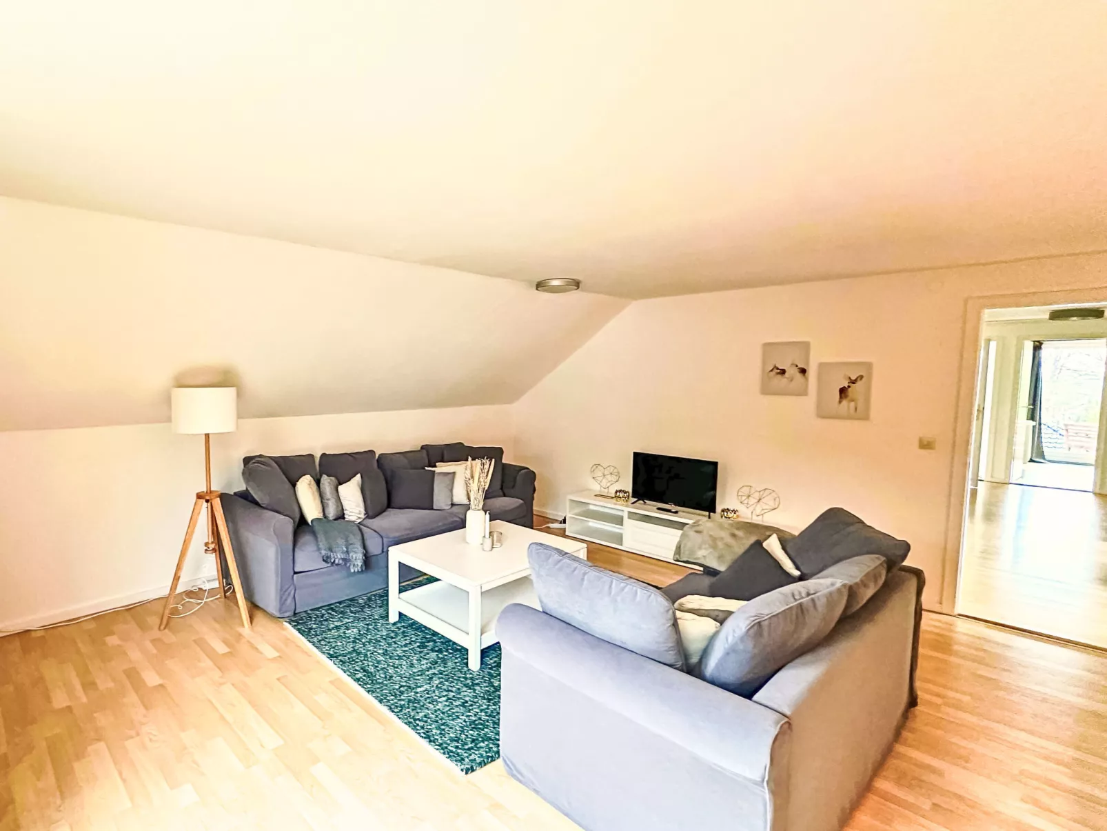 Reitstallweg - Drinnen