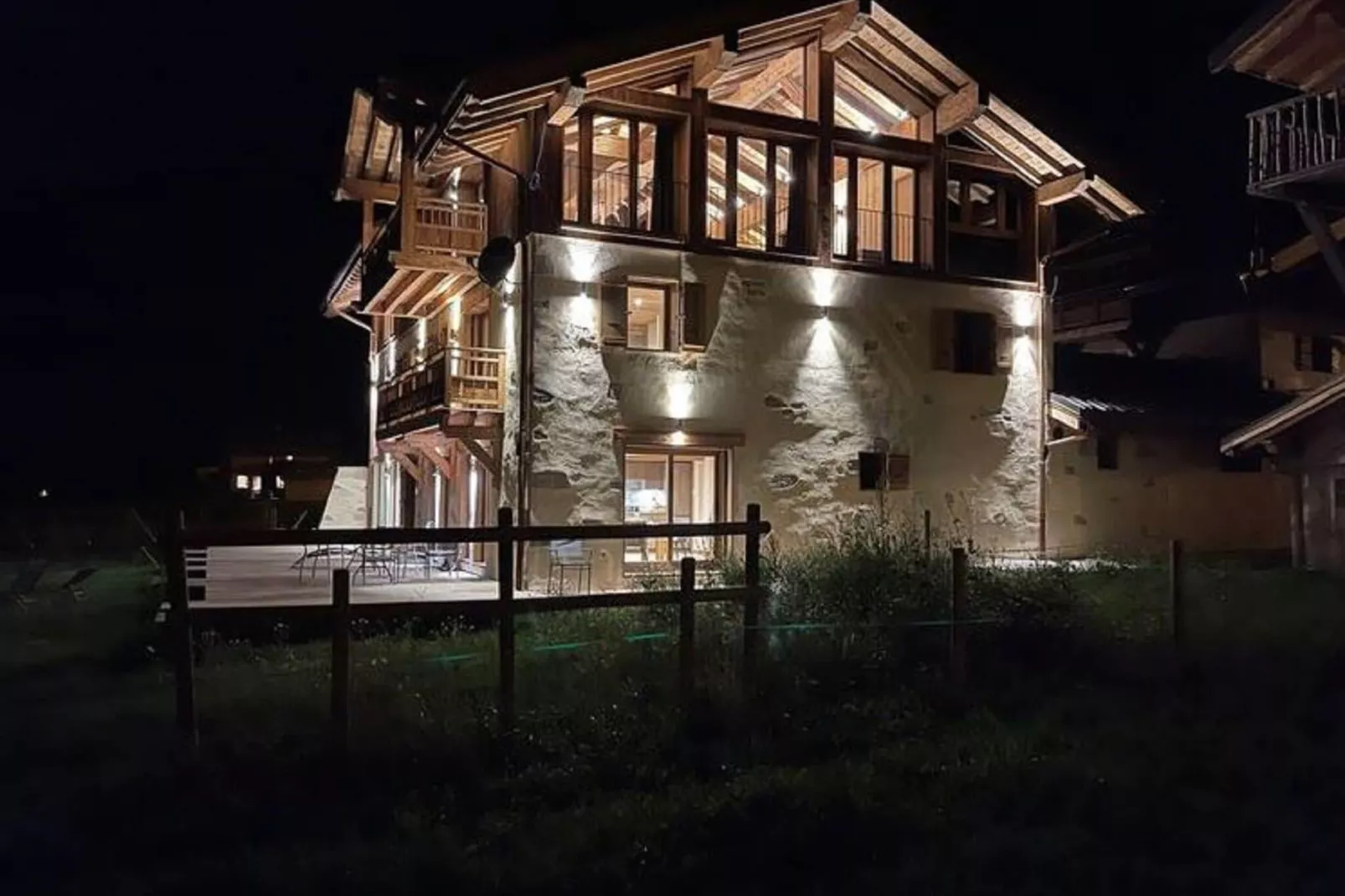 CHALET LE 360-Exterior summer