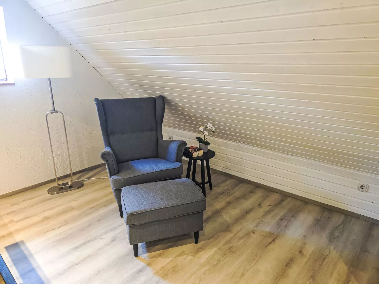 Breite Straße - Drinnen