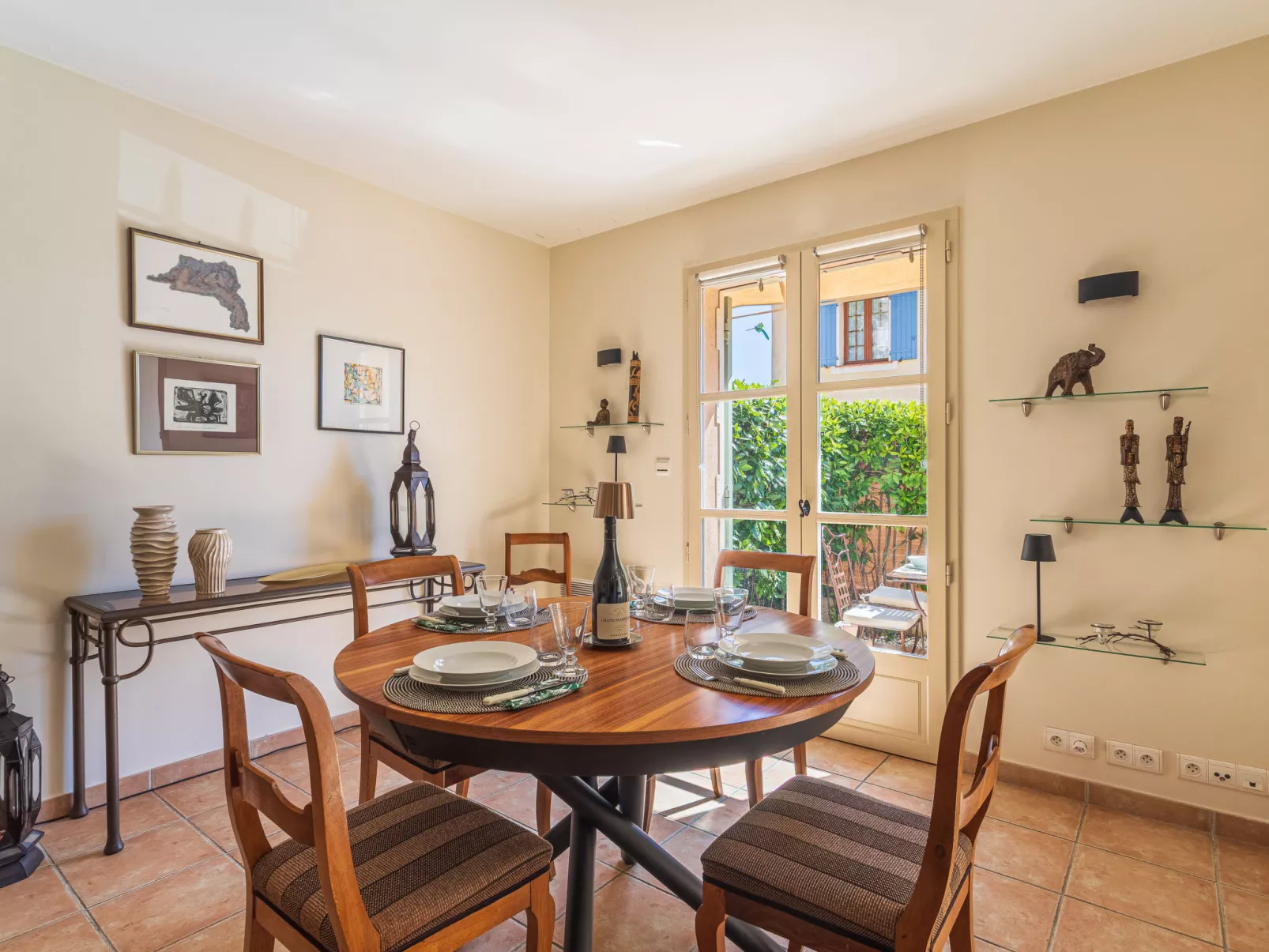 Les Migraniers 2 - Inside