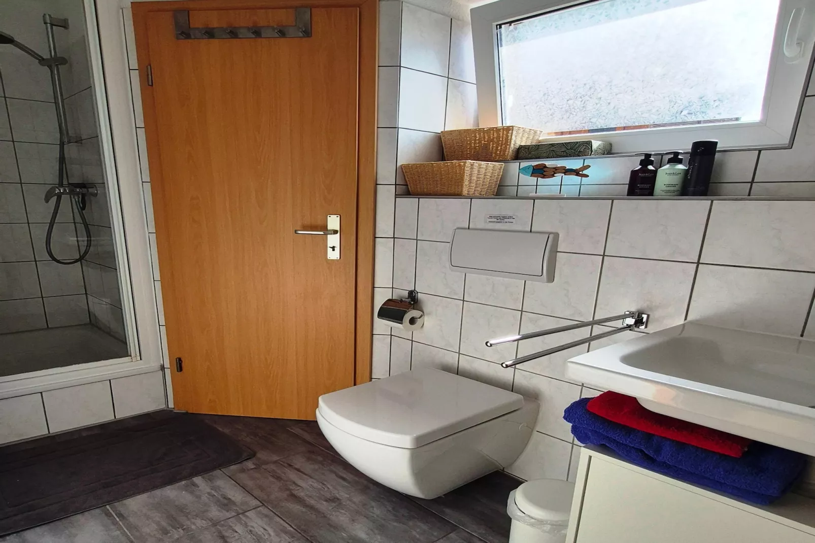 Floating House 2 - Classic / 5 Personen - Bathroom