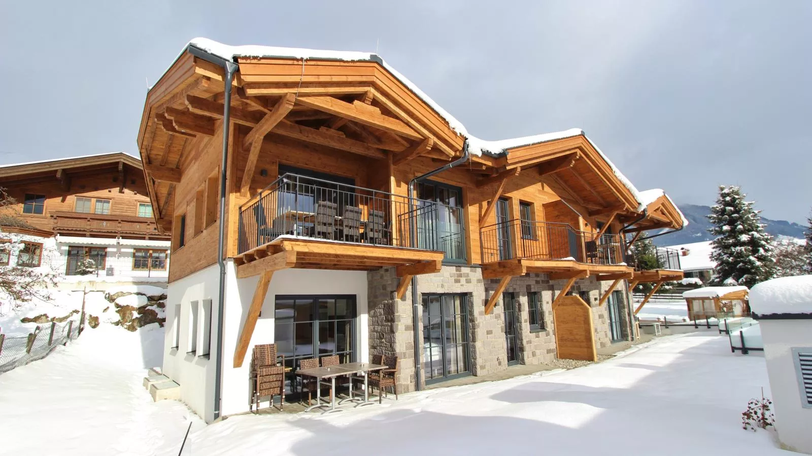 Luxury Tauern Suite Walchen Kaprun 6-Exterior winter