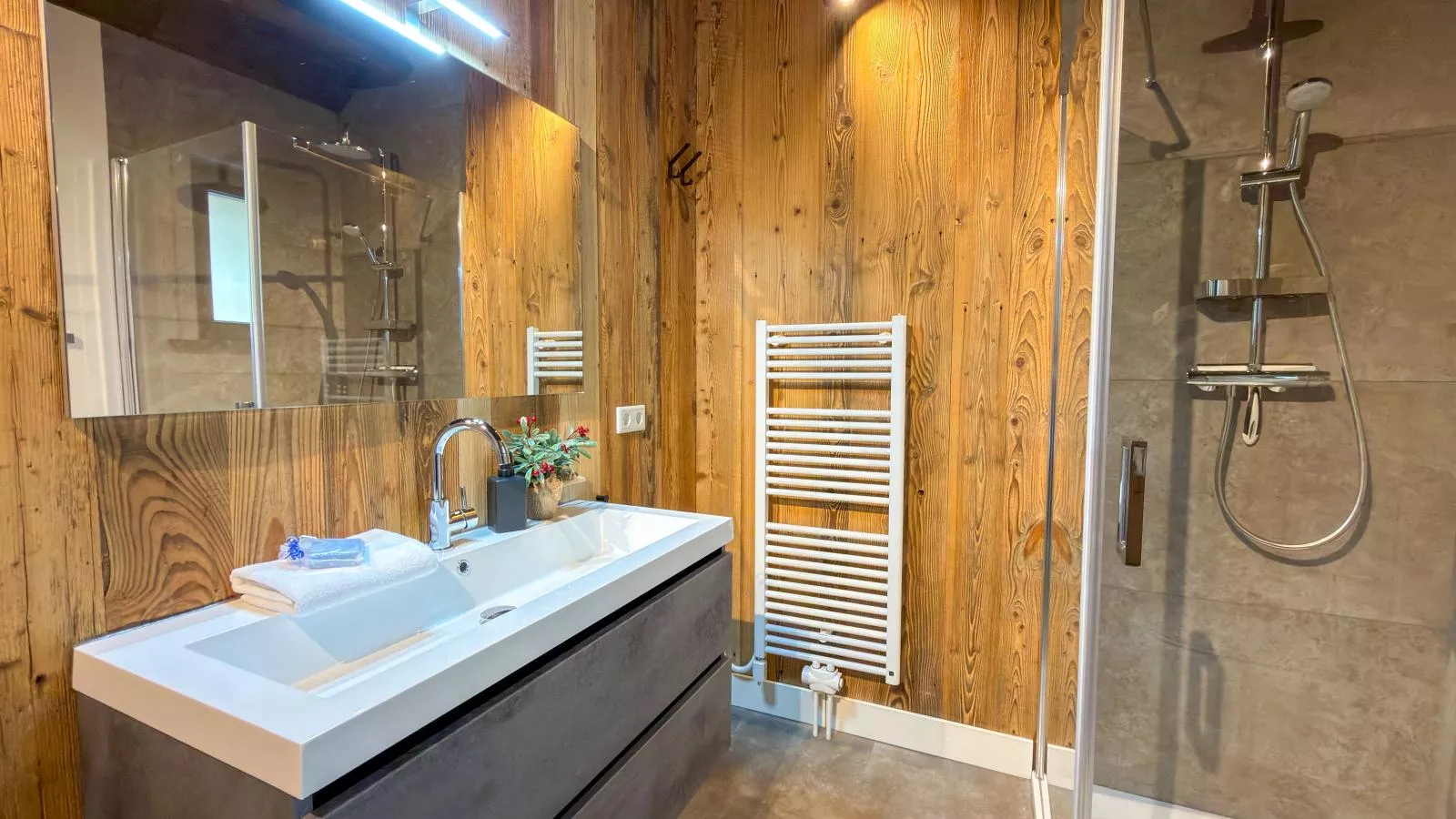 Alpenblick Afritzer See - Badezimmer