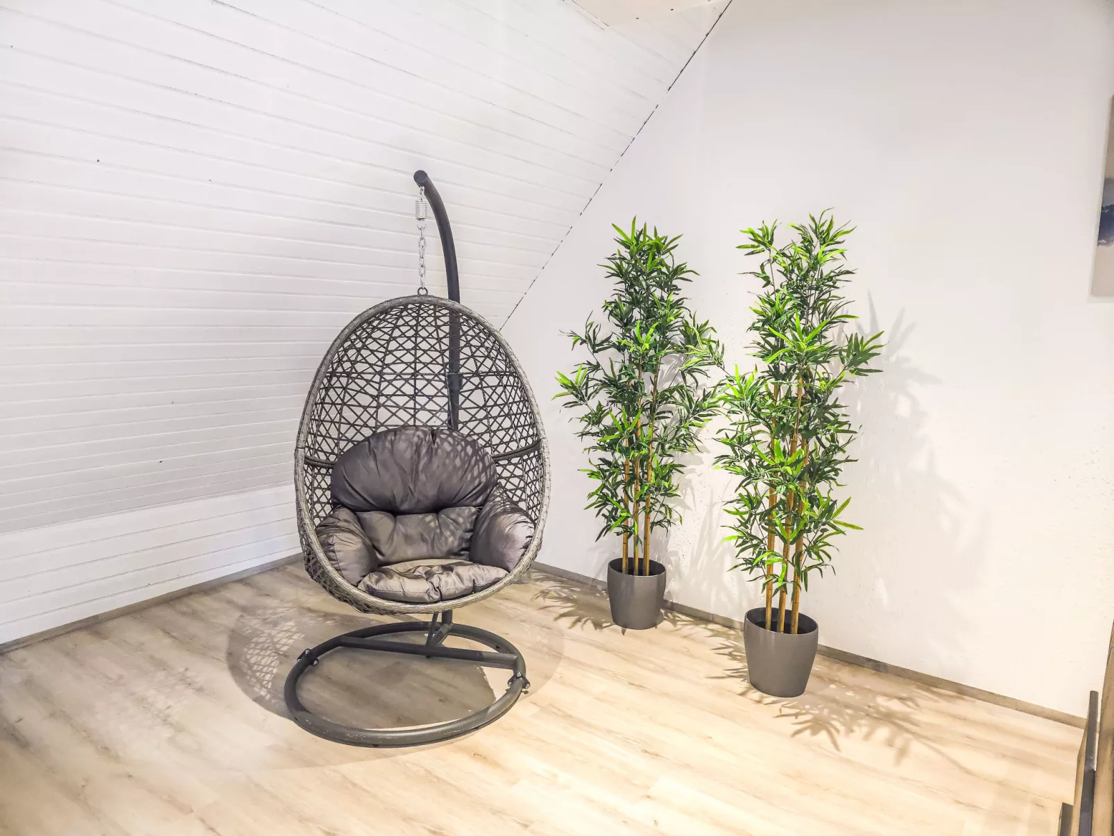 Breite Straße - Drinnen