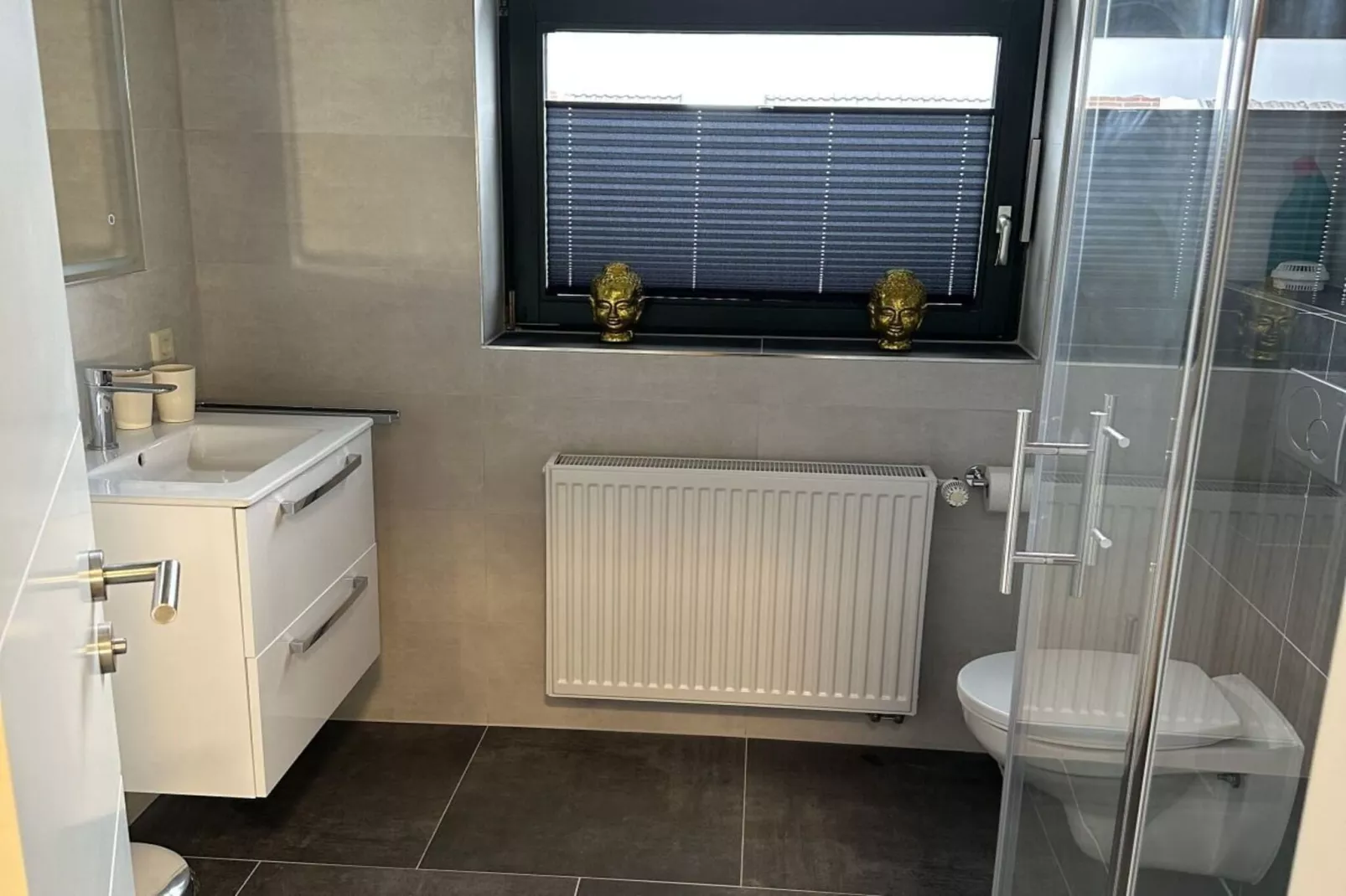 440628 - Badezimmer