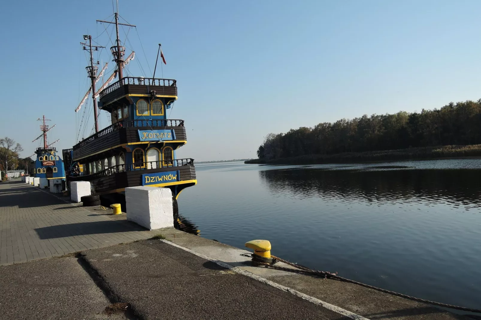 Resort Pirates in Dziwnow for 4 persons-Exterior summer