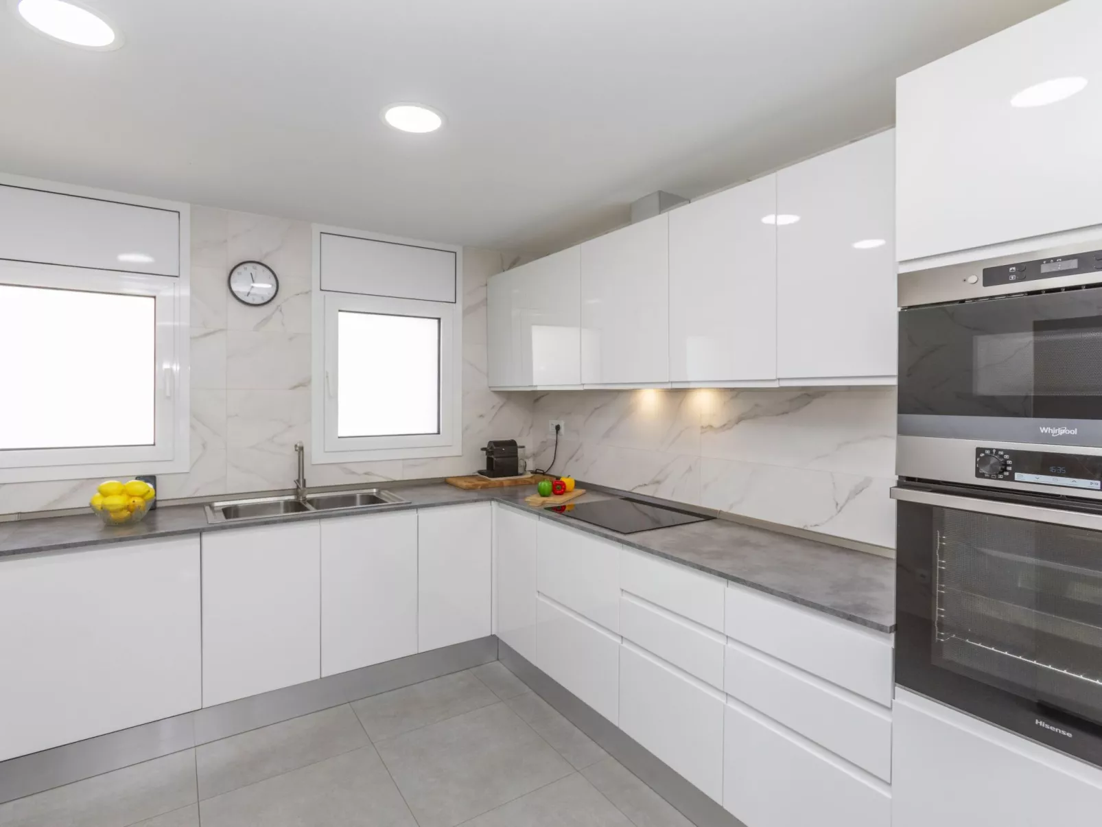 Mi Capricho - Drinnen