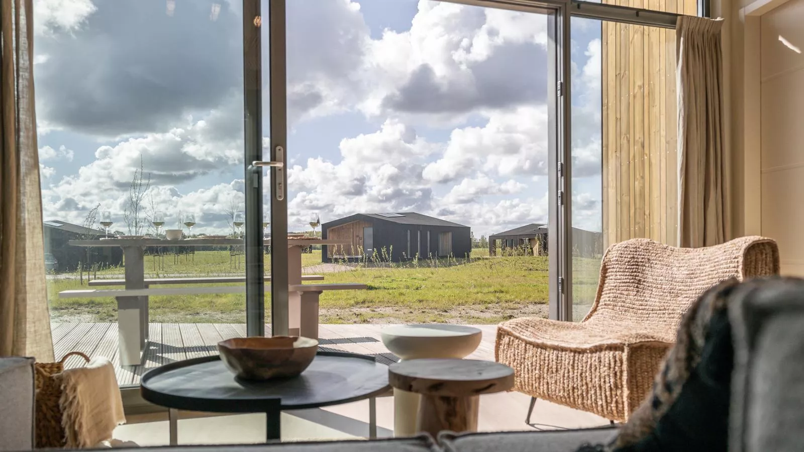 Natuurhuis Waterloop - View in summer