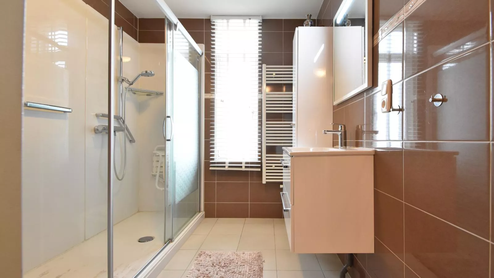 Diamond-Bathroom