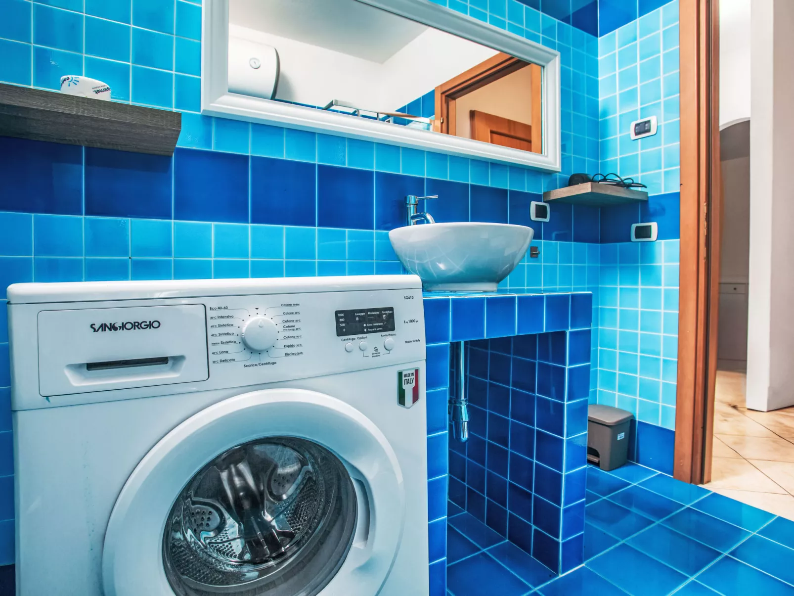 Delizioso Nausicae con piscina - Dedans