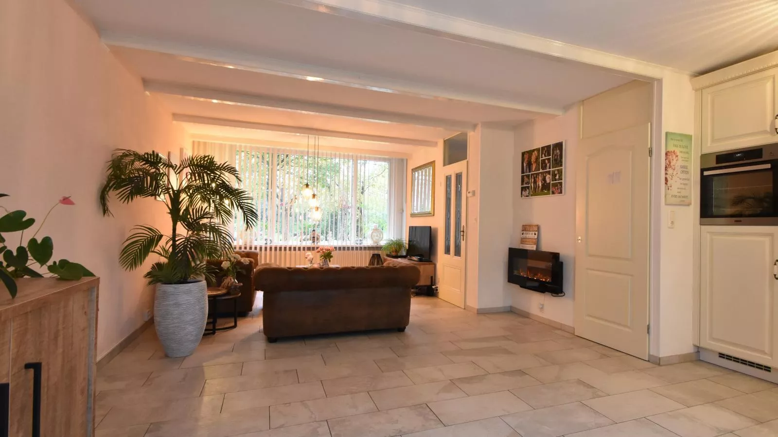 Diamond-Living room