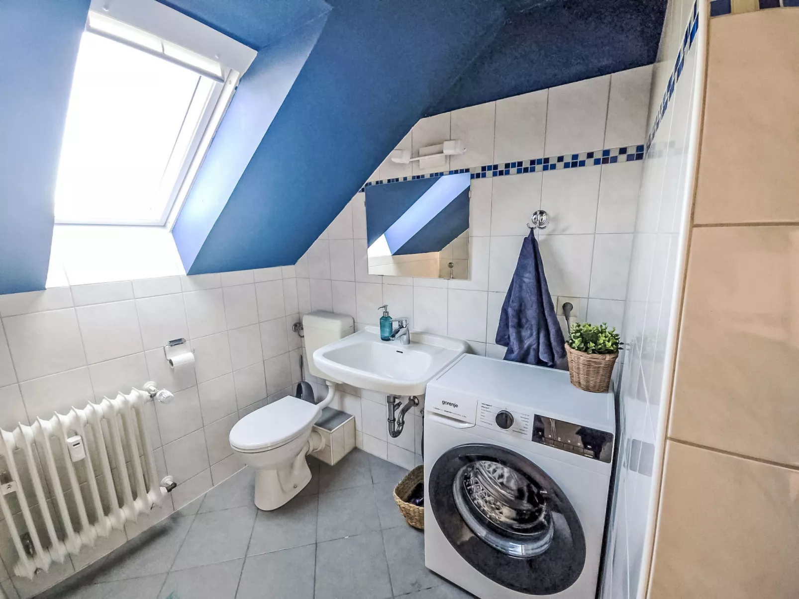 Reitstallweg - Drinnen