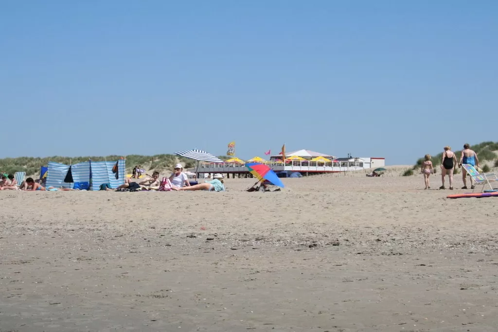 394165 - Areas within 20km in summer