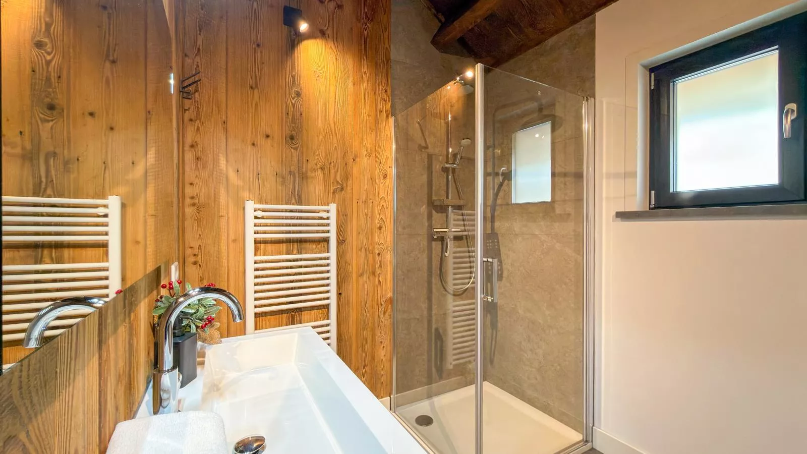 Alpenblick Afritzer See - Badezimmer