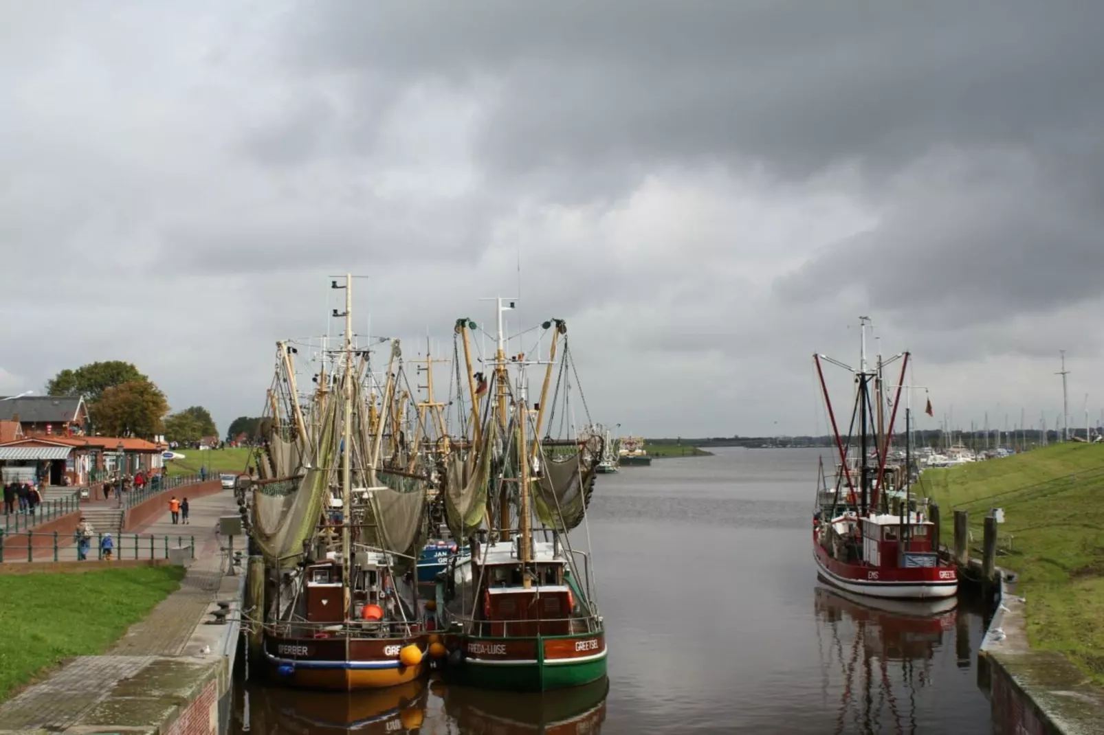435555 - Image-tags.water view