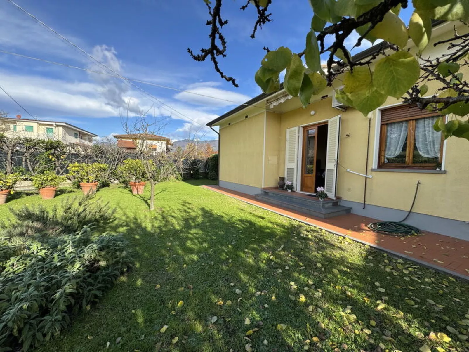 Villa Lory - Image-tags.info