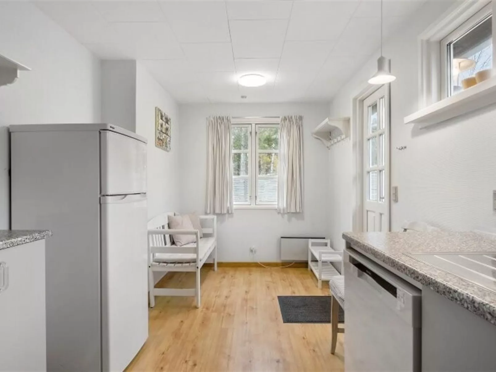 "Ingalise" - 500m from the sea - Inside