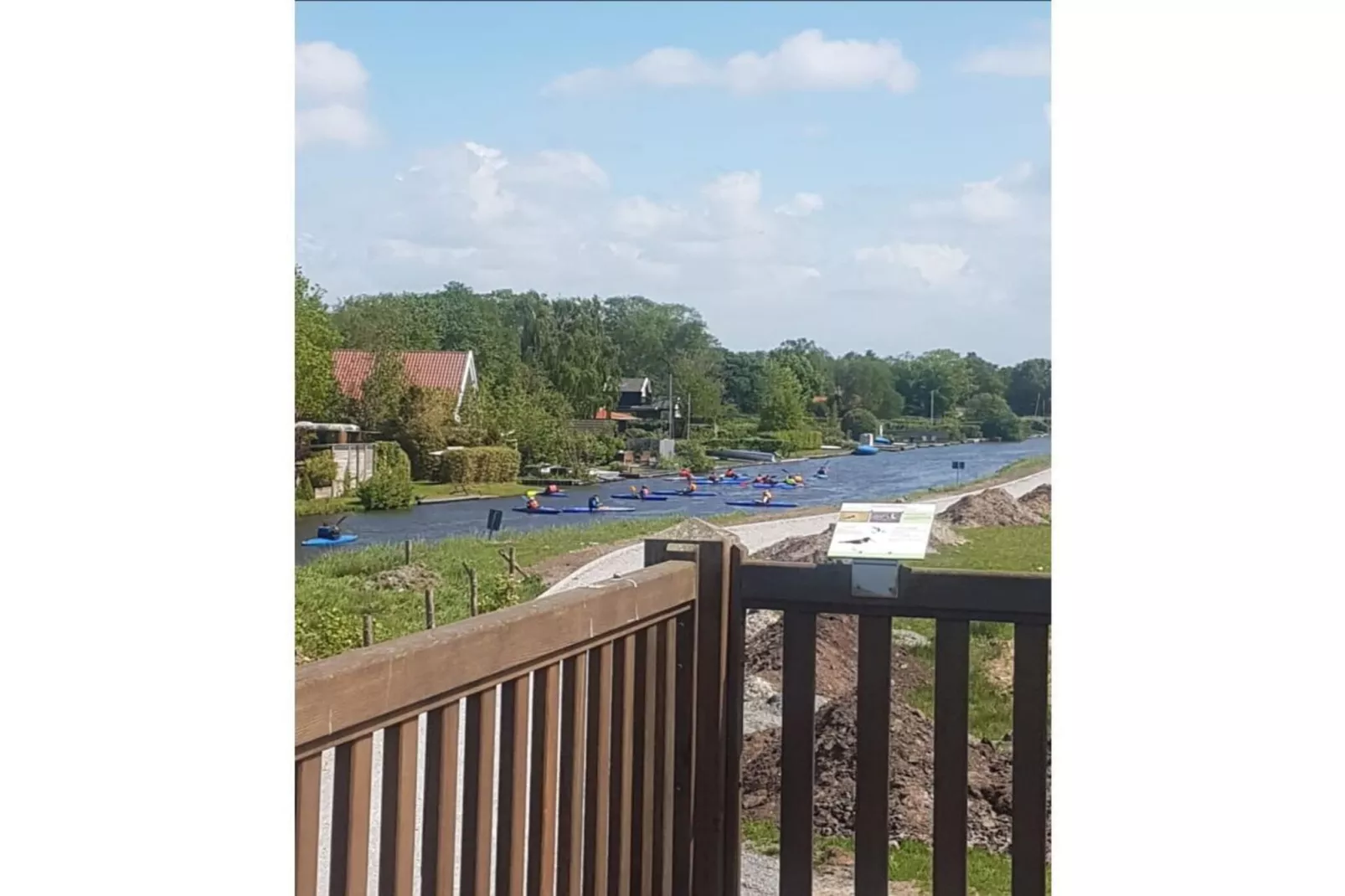 456395 - View