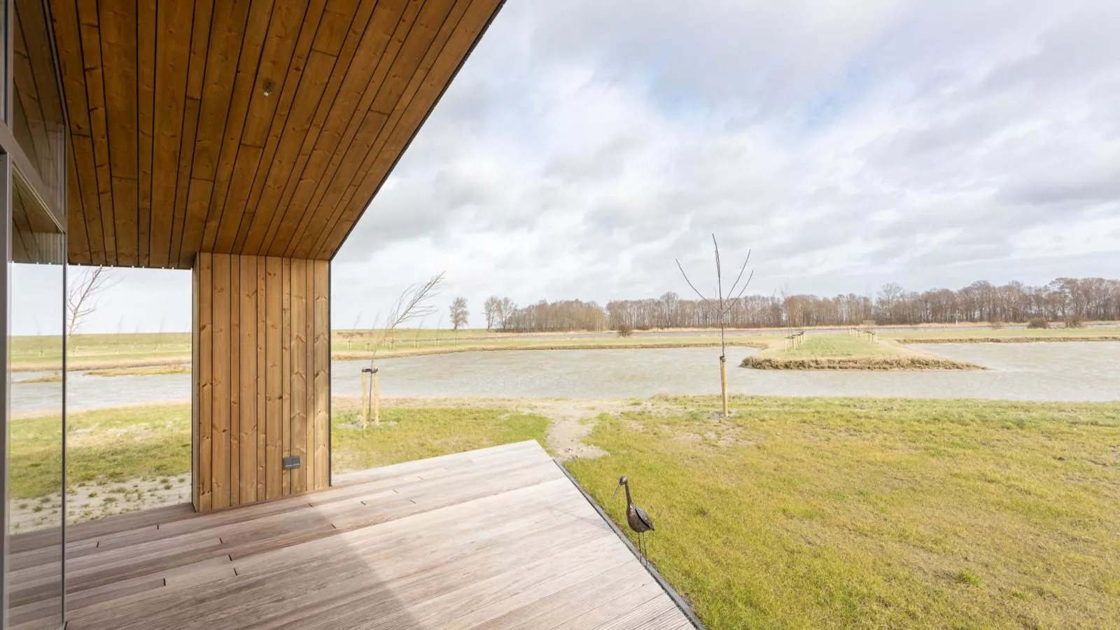 Natuurhuis Waterrand - Außenbereich Sommer