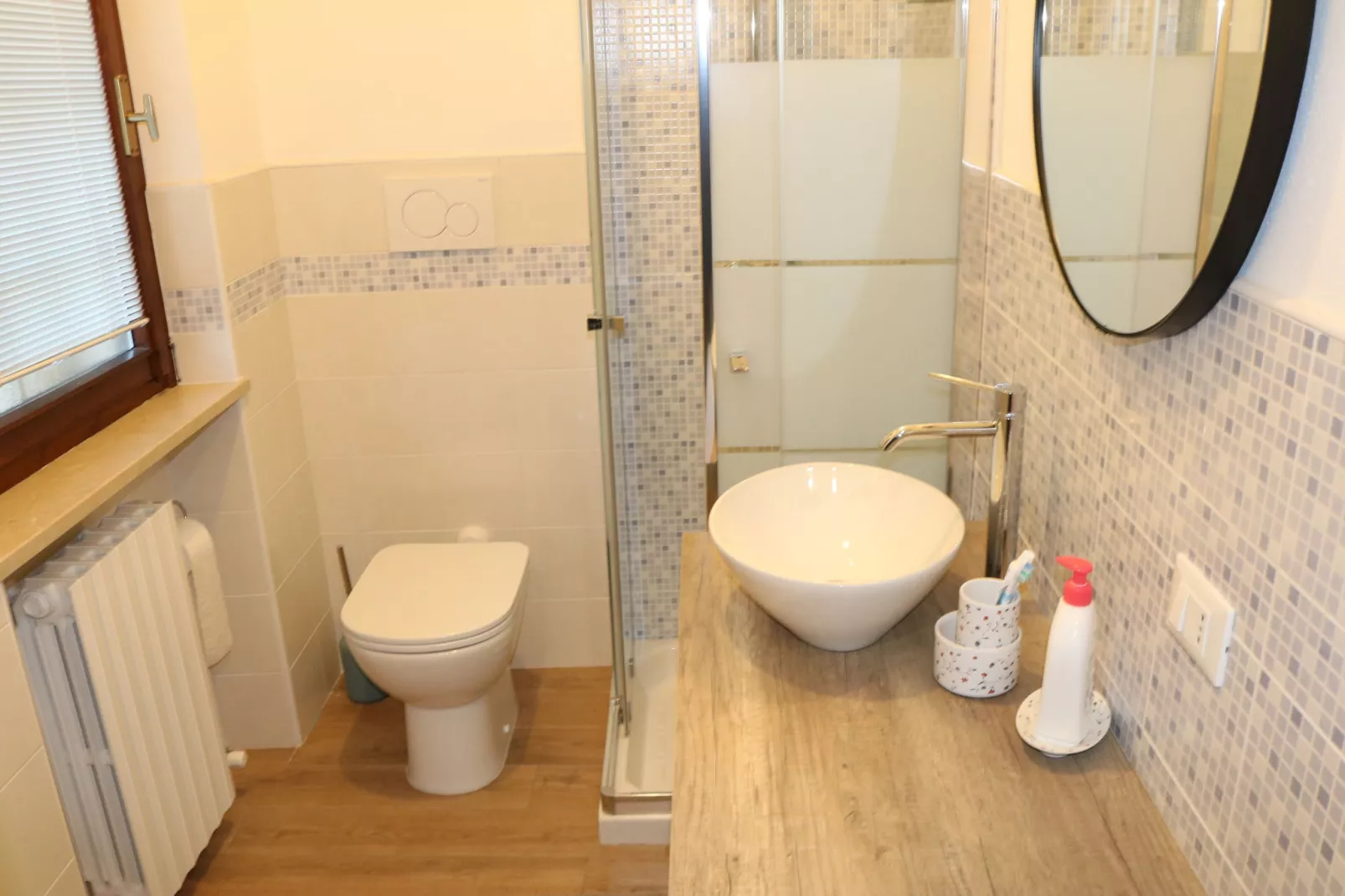 Sole del Garda II-8 - Bathroom