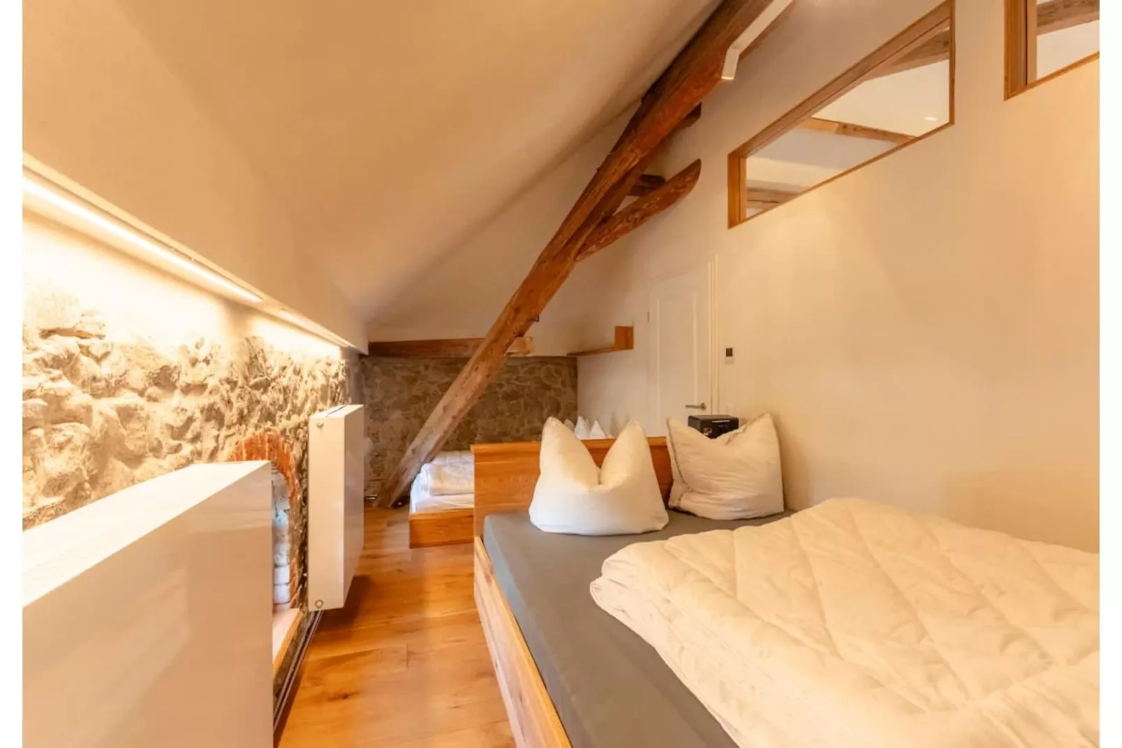 521 1P 40€(6) Schulz - Bedroom