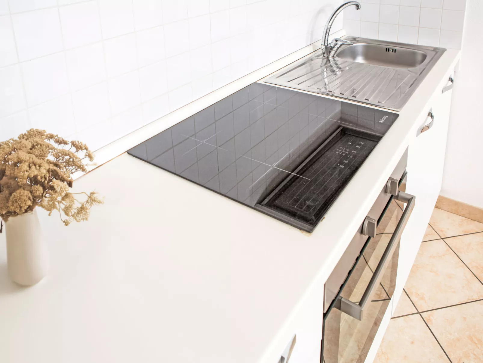 Delizioso Nausicae con piscina - Dedans