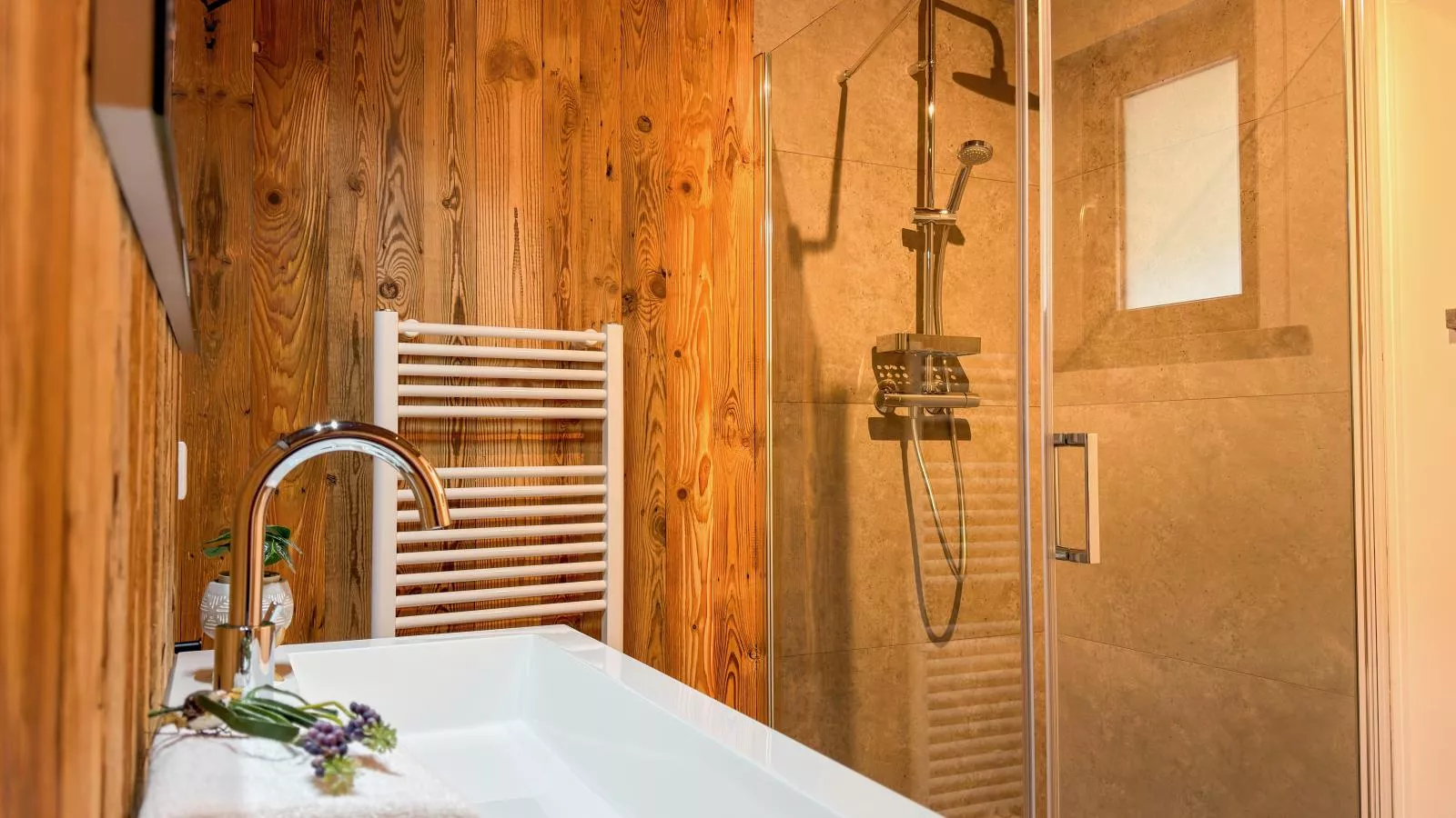 Seesicht Afritz am See - Badezimmer