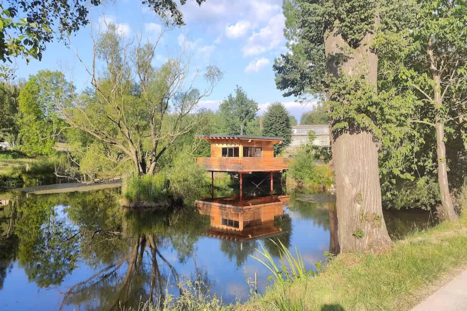 TH2 - Außenbereich Sommer