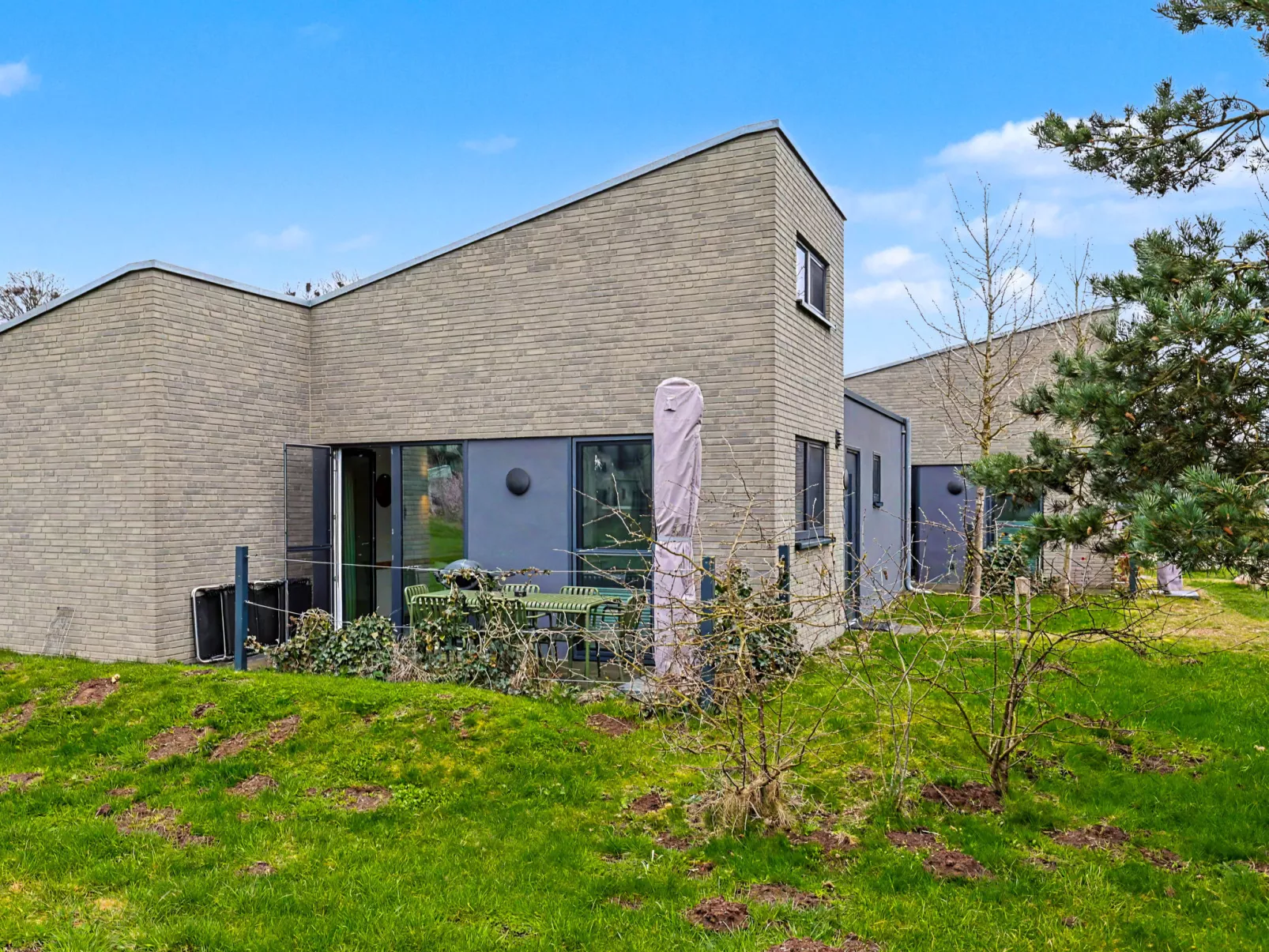 Nord Nest - Draußen