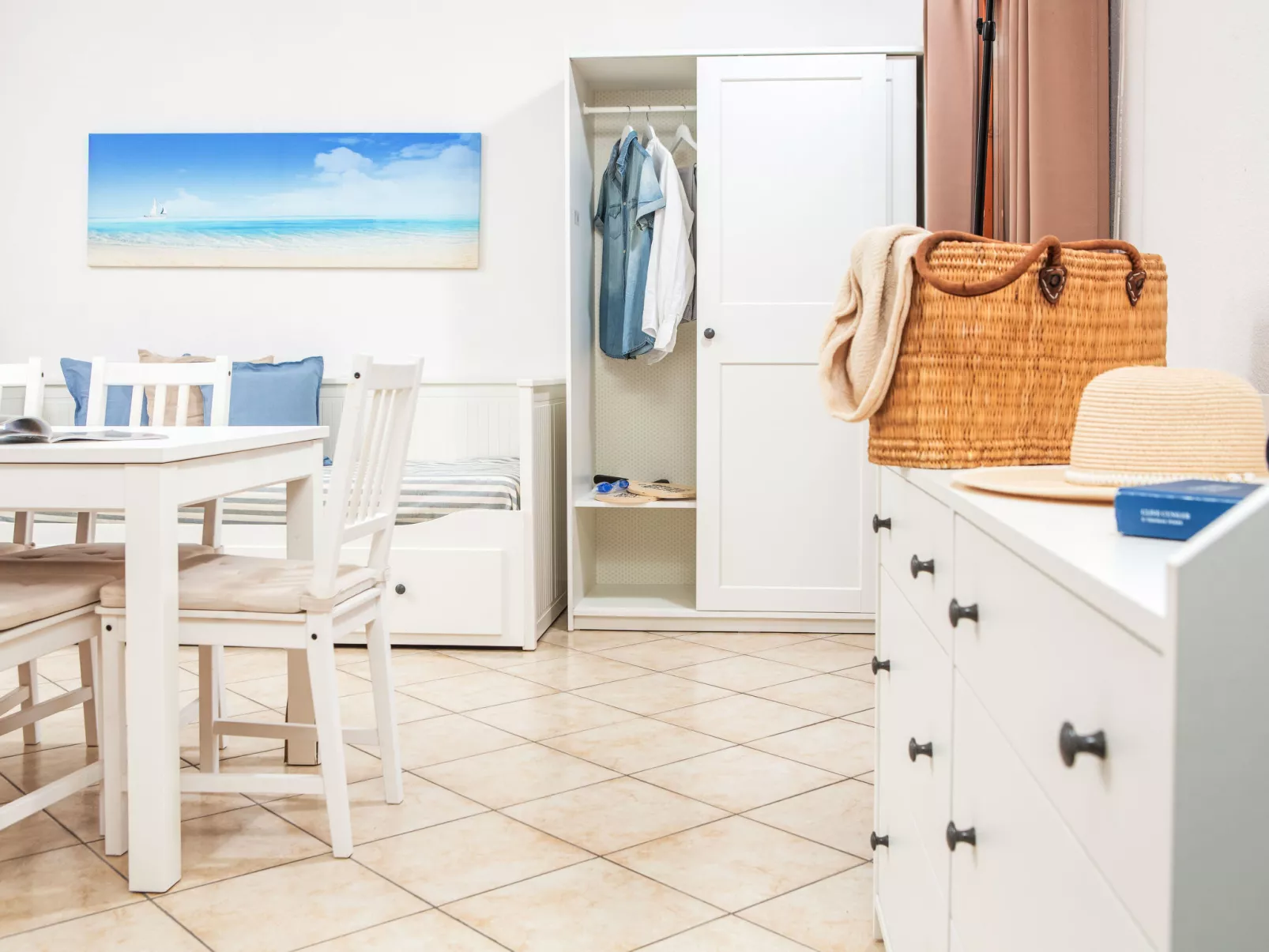 Delizioso Nausicae con piscina - Dedans