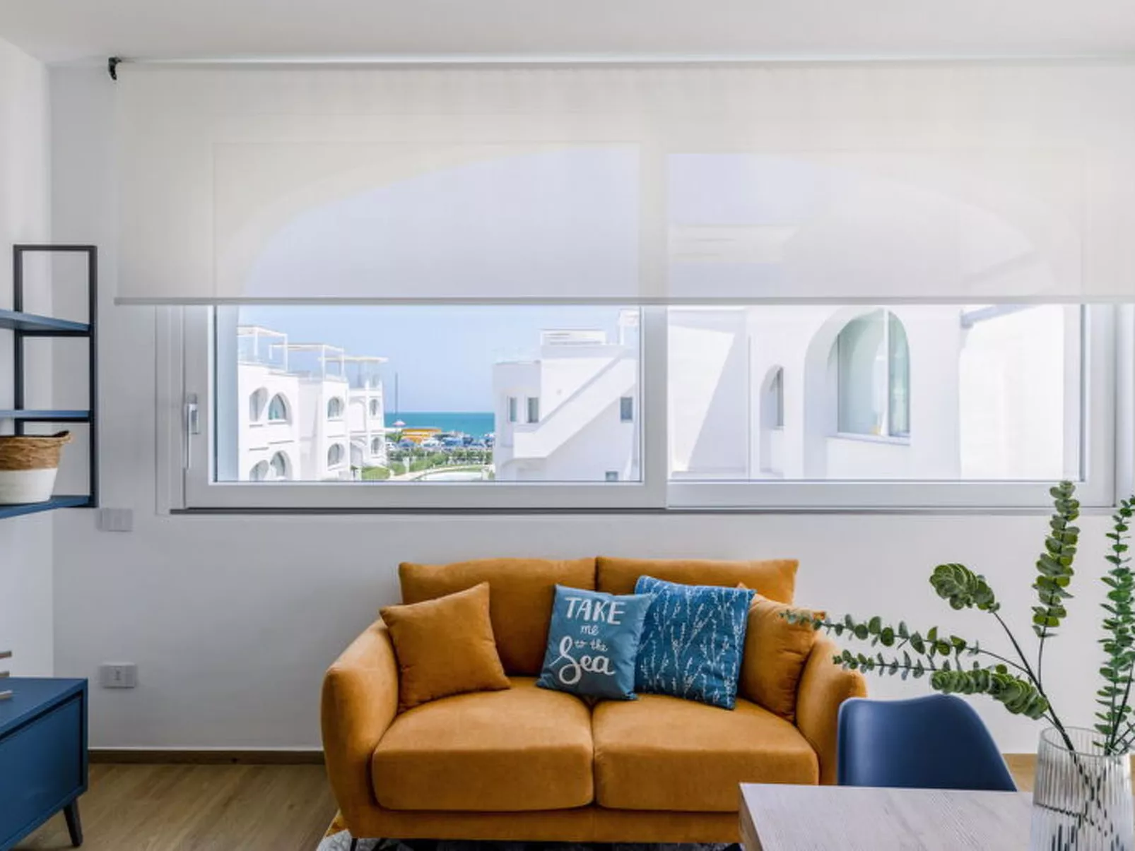 Brezza Costa Conero - Drinnen