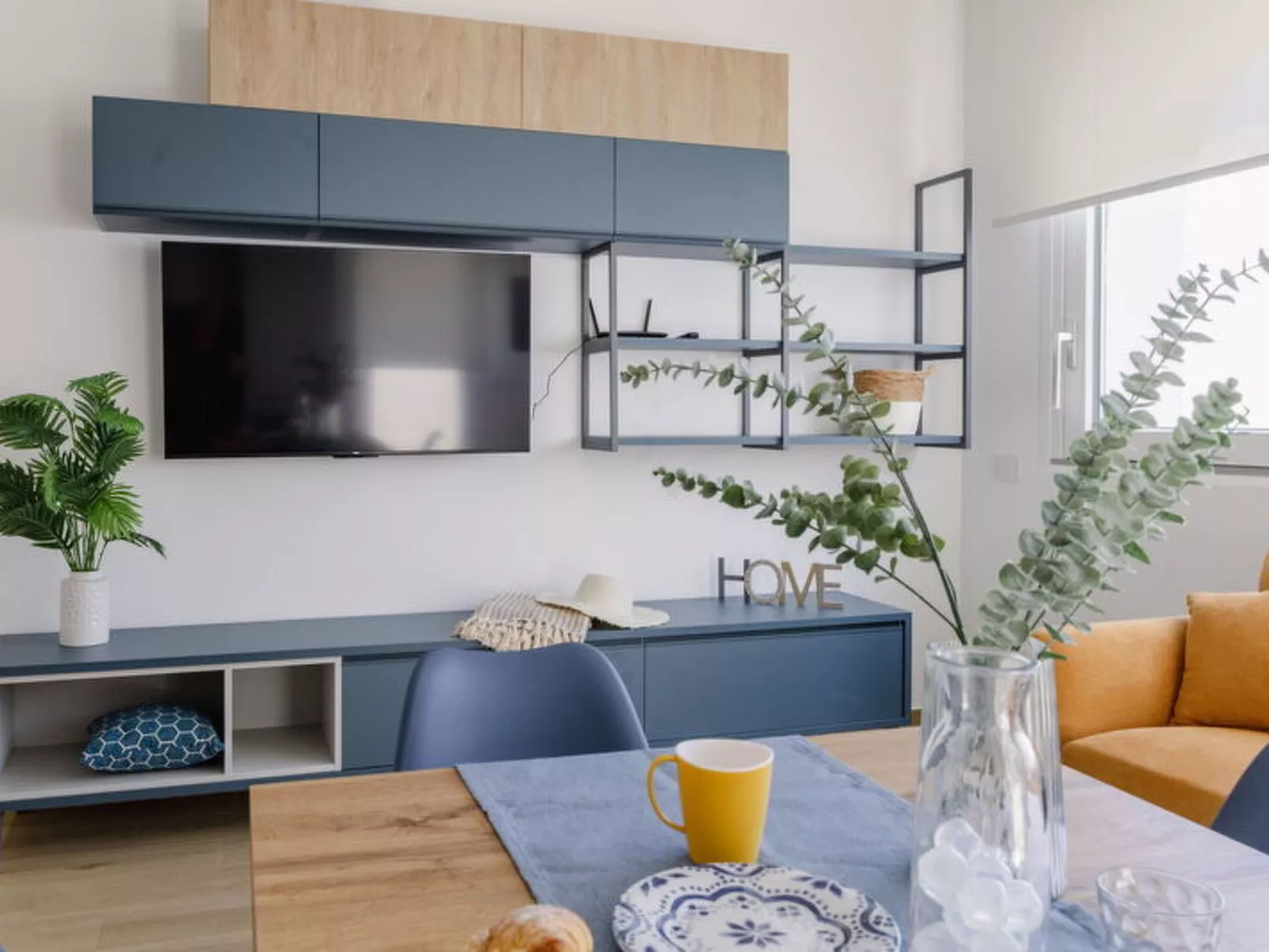 Brezza Costa Conero - Drinnen