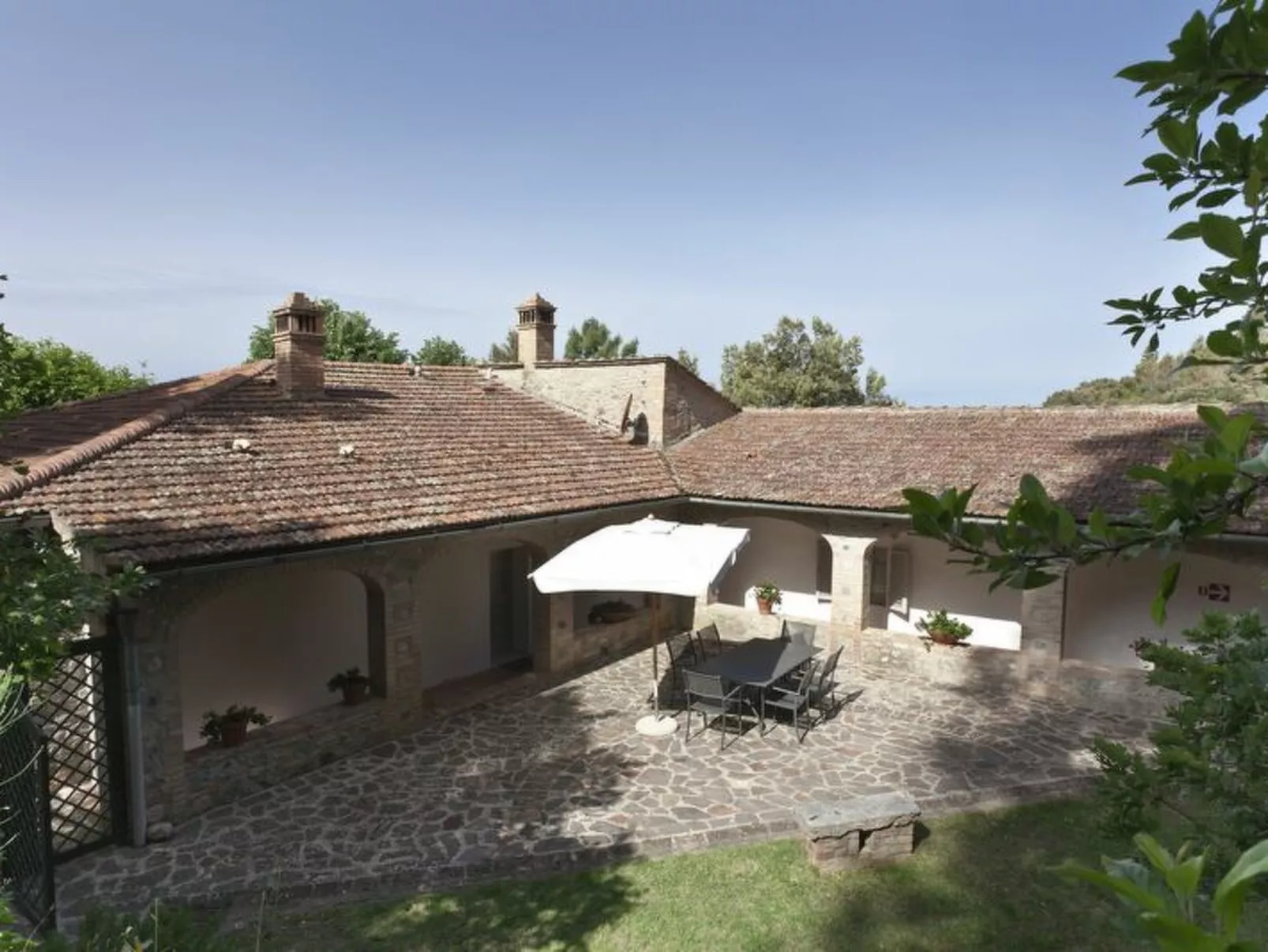 Chianti Resort - Image-tags.info