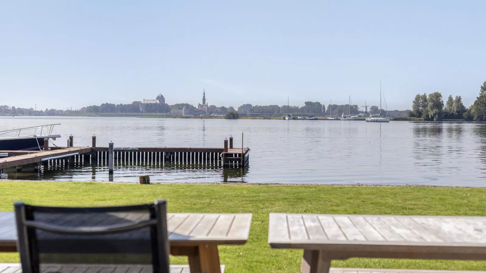Reiger aan het Meer - Aussicht Sommer