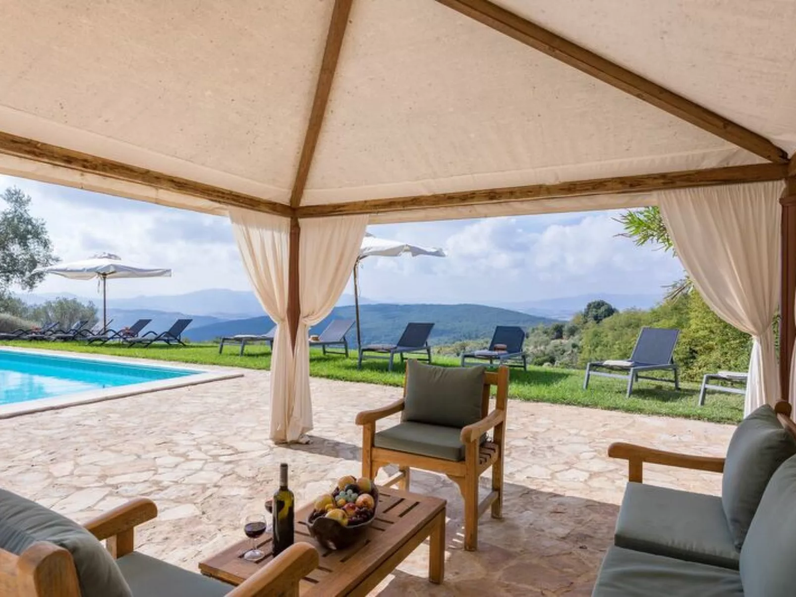 Chianti Resort - Inside