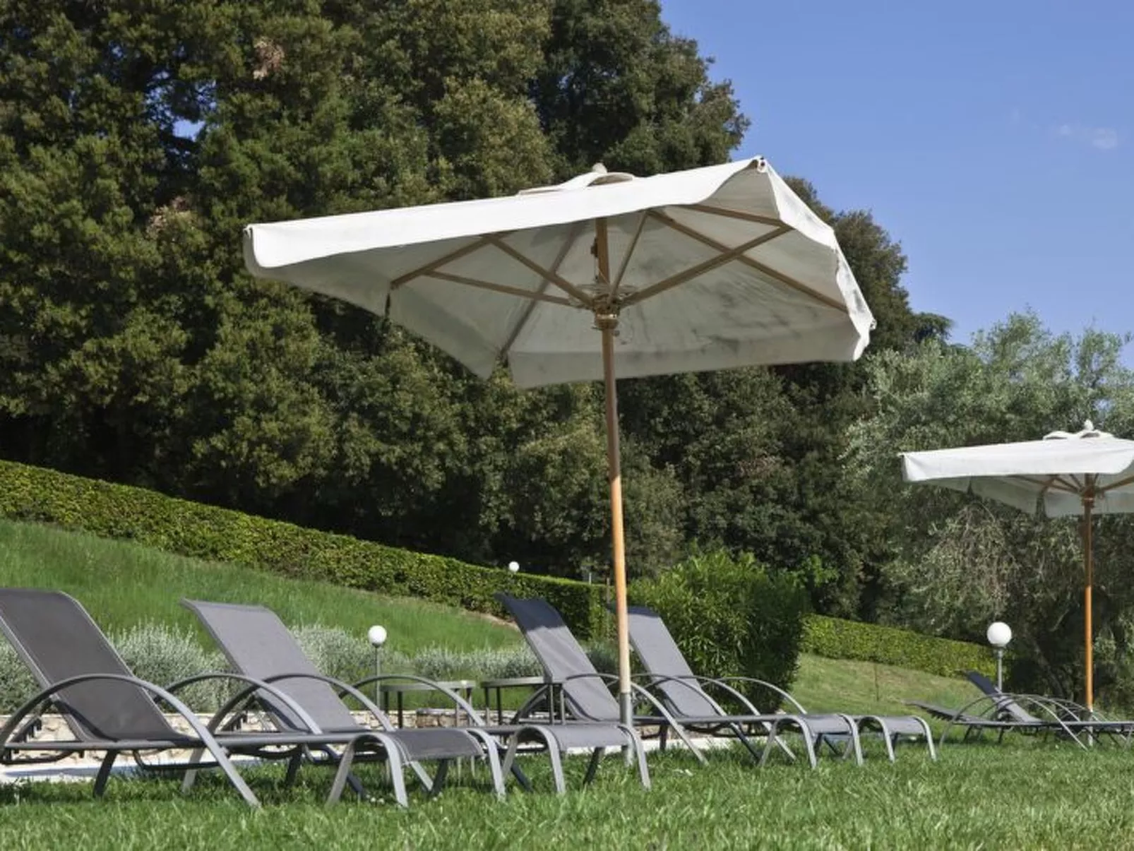 Chianti Resort - Outside