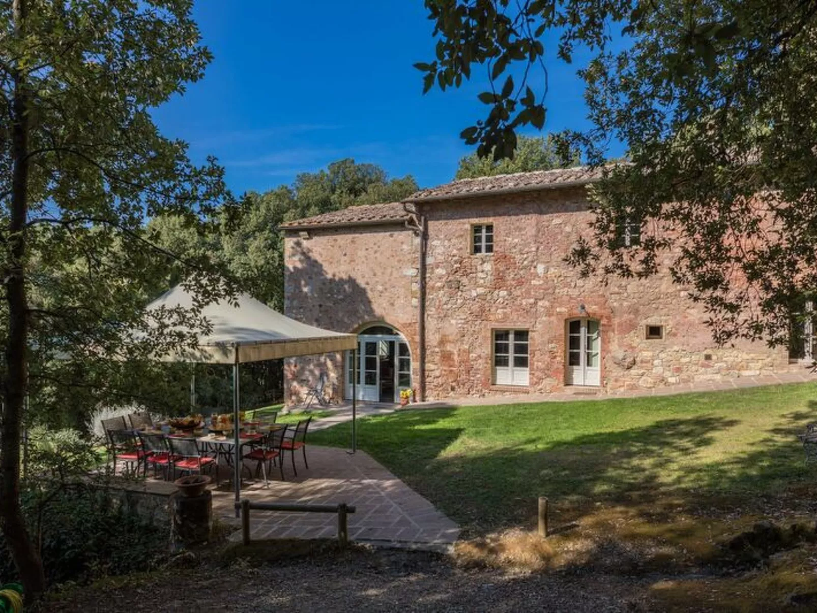 Villa Linchiano - Outside