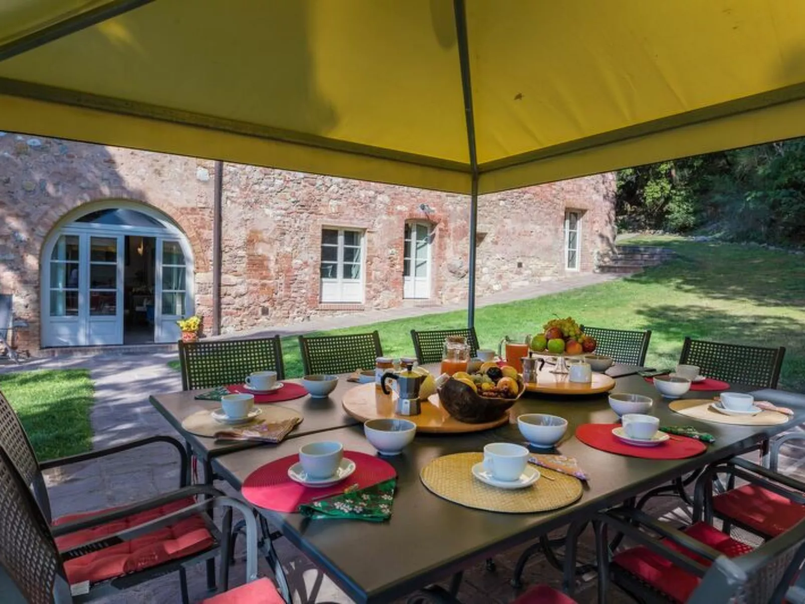 Villa Linchiano - Outside