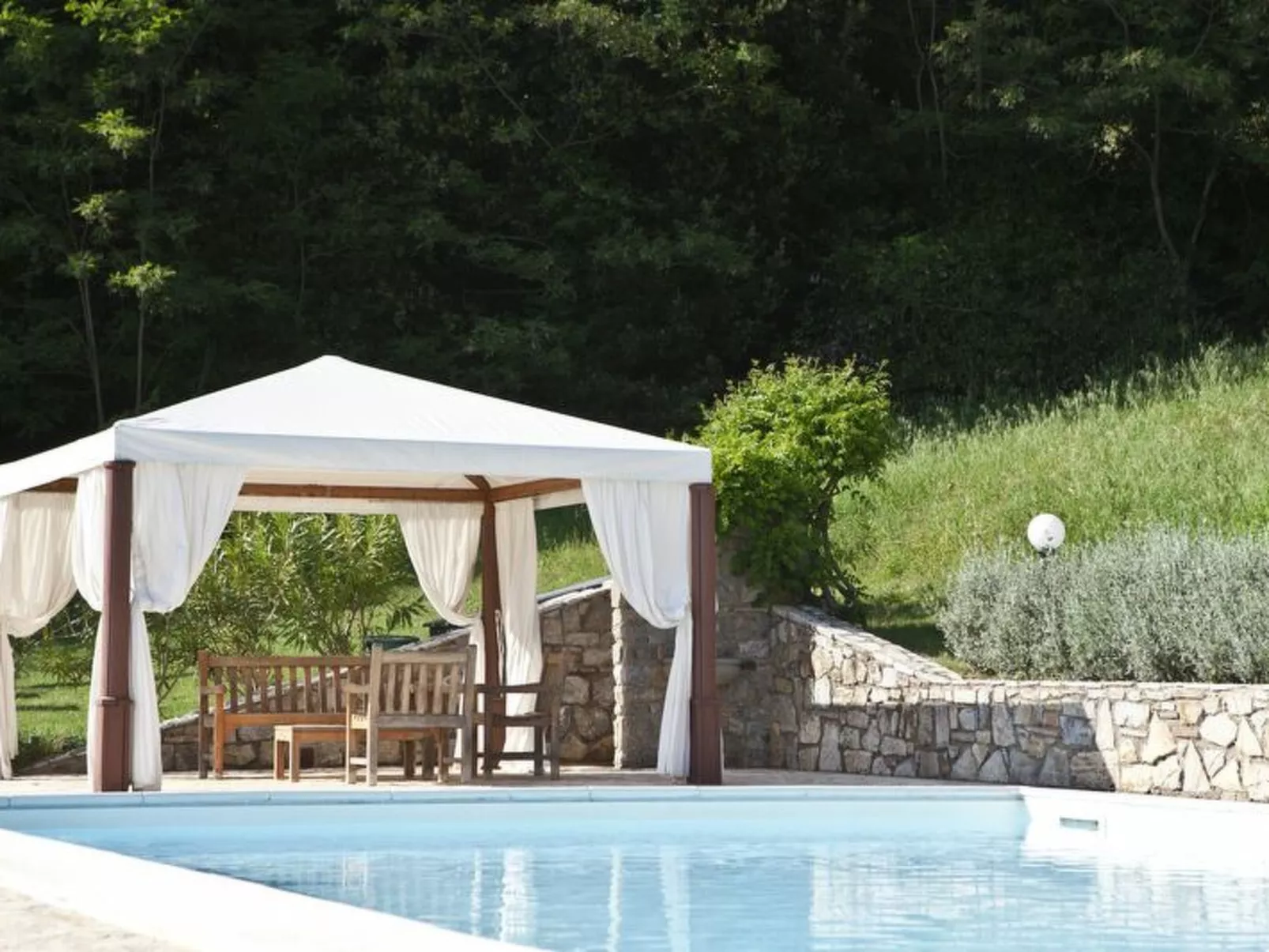 Chianti Resort - Outside