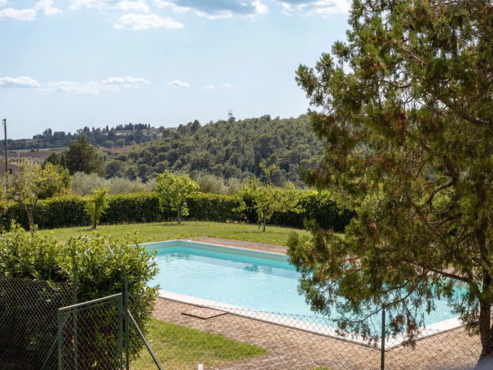 Il Pino Apartment - Draußen