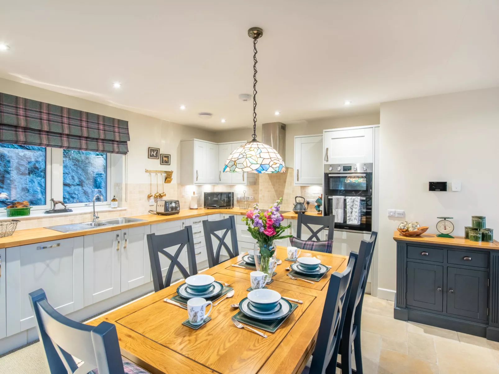 Glenmoriston Estate (2 cottages) - Dedans