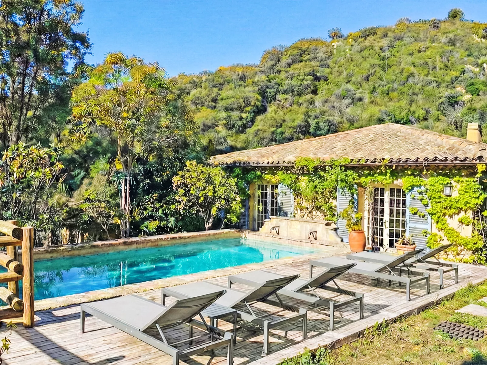 Villa 6 Chambres 12 Pers - Piscine - Clim - Wifi