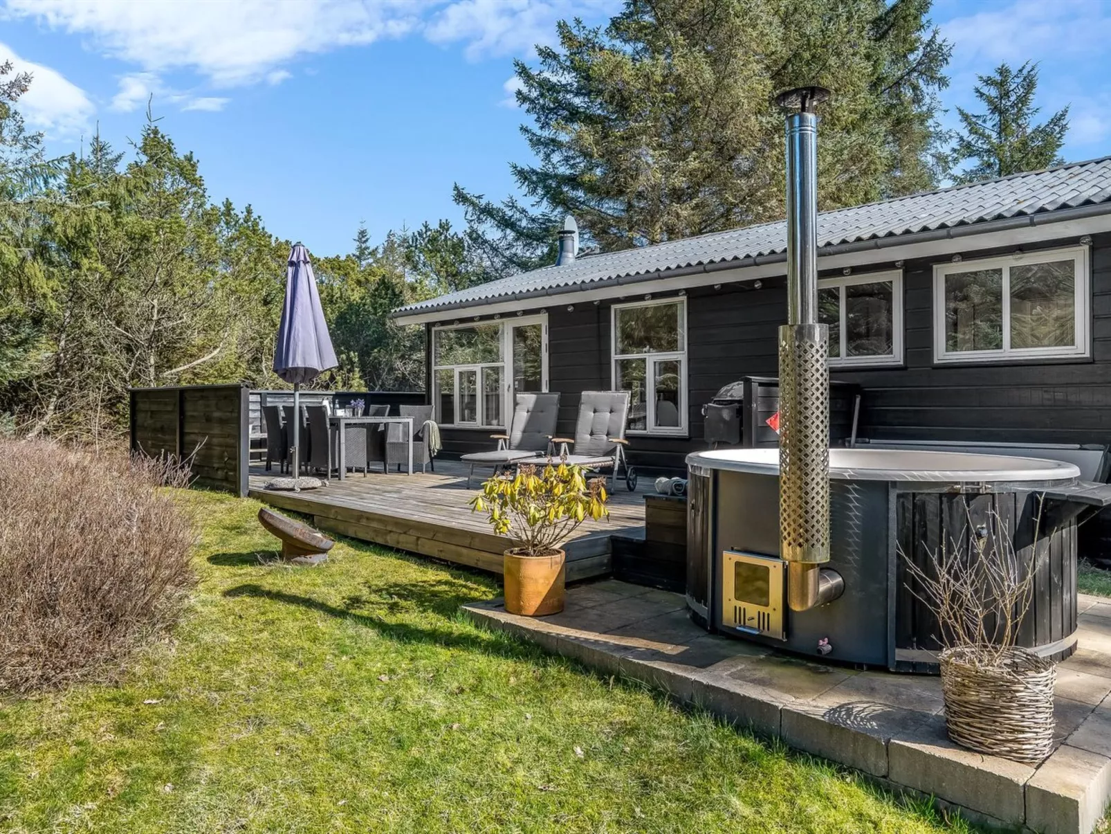 "Ayen" - 1.2km from the sea