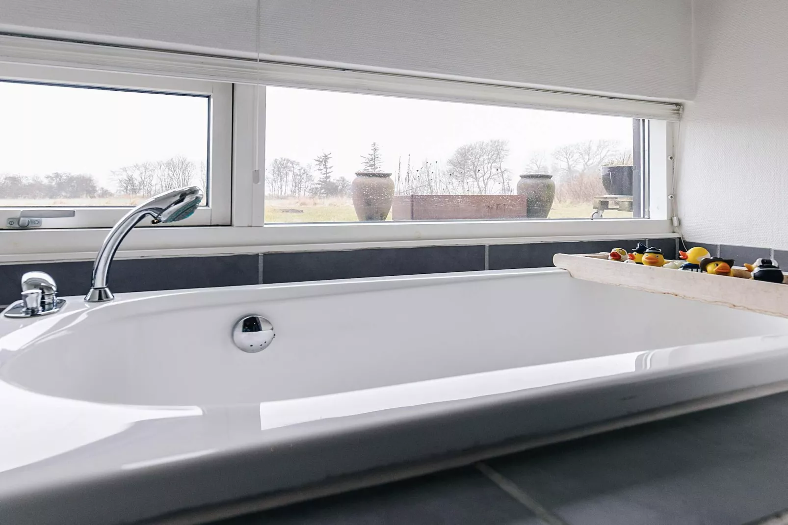 Helles Ferienhaus mit Spa -- By Traum Ferienwohnungen - Wellnessbereich