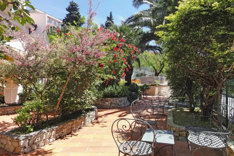 Residence Dei Fiori Pietra Ligure - B6/B6CM-Gardens summer