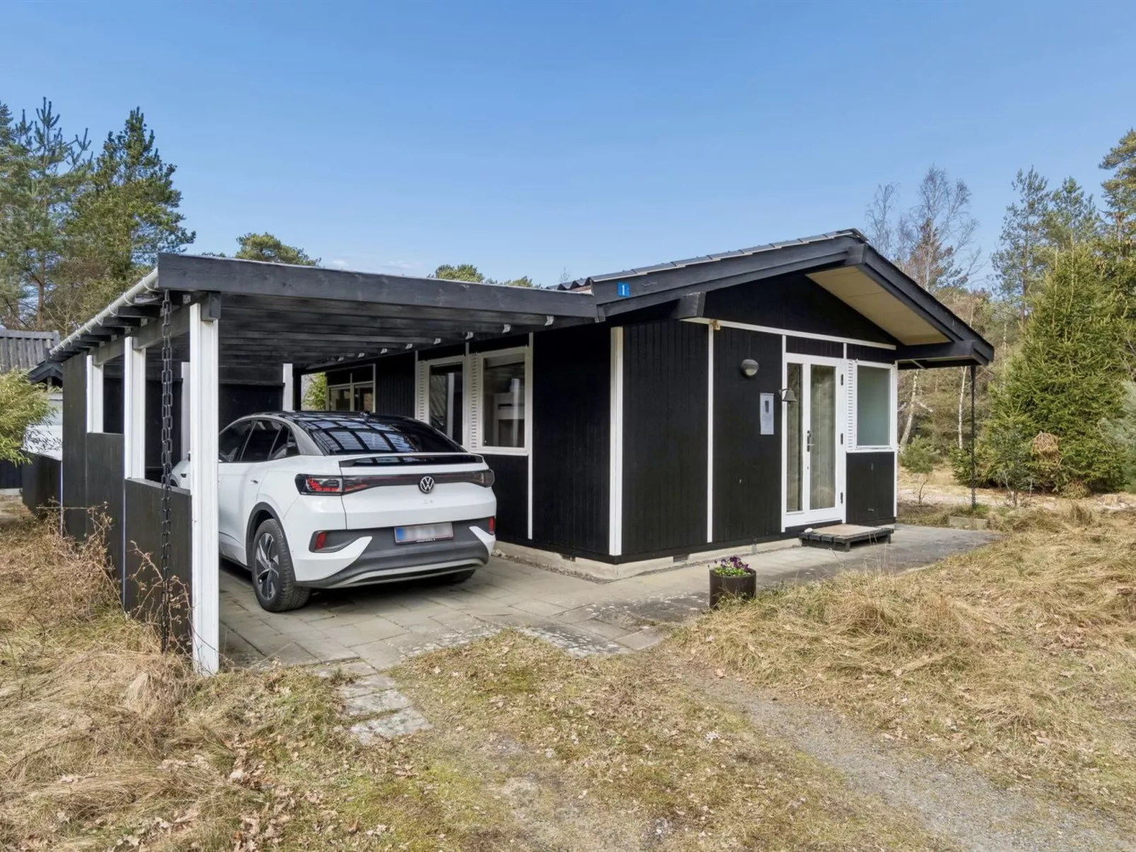 "Ahti" - 340m from the sea - Outside