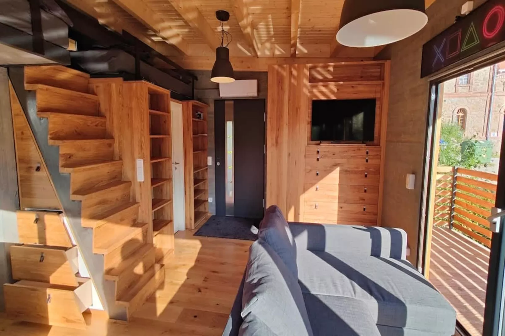 TH2 1P+40€(5) Schulz - Living room