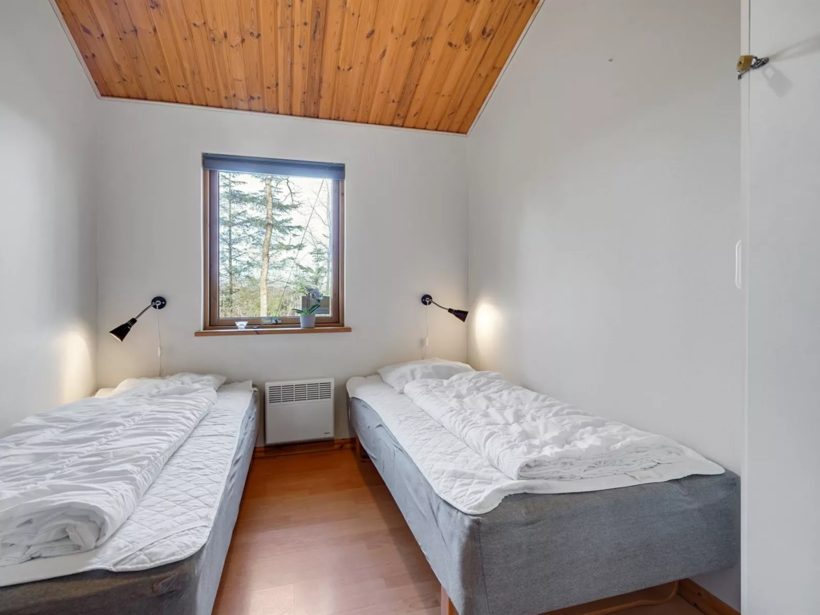 "Absalon" - 29km from the sea - Drinnen