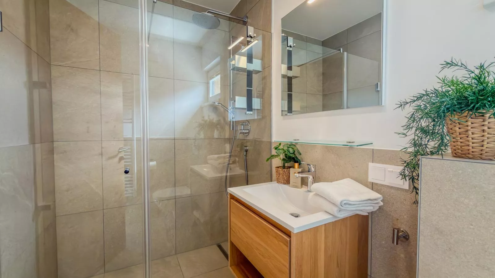 Birdie Lodge - Bathroom