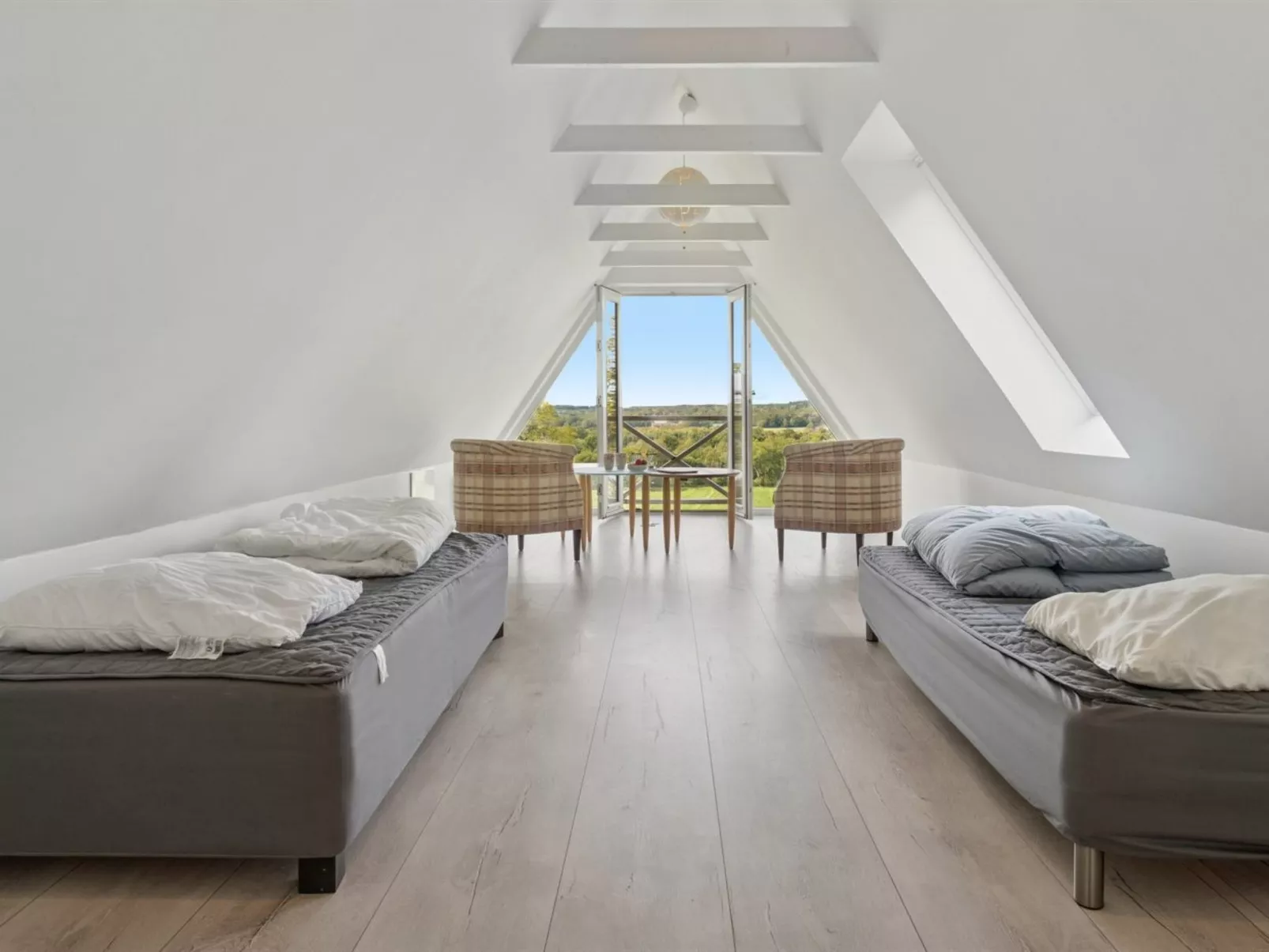 "Sigbritt" - 3.7km from the sea - Inside